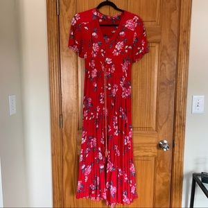 Red floral maxi dress - small